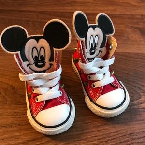 Infant customized Mickey Converse